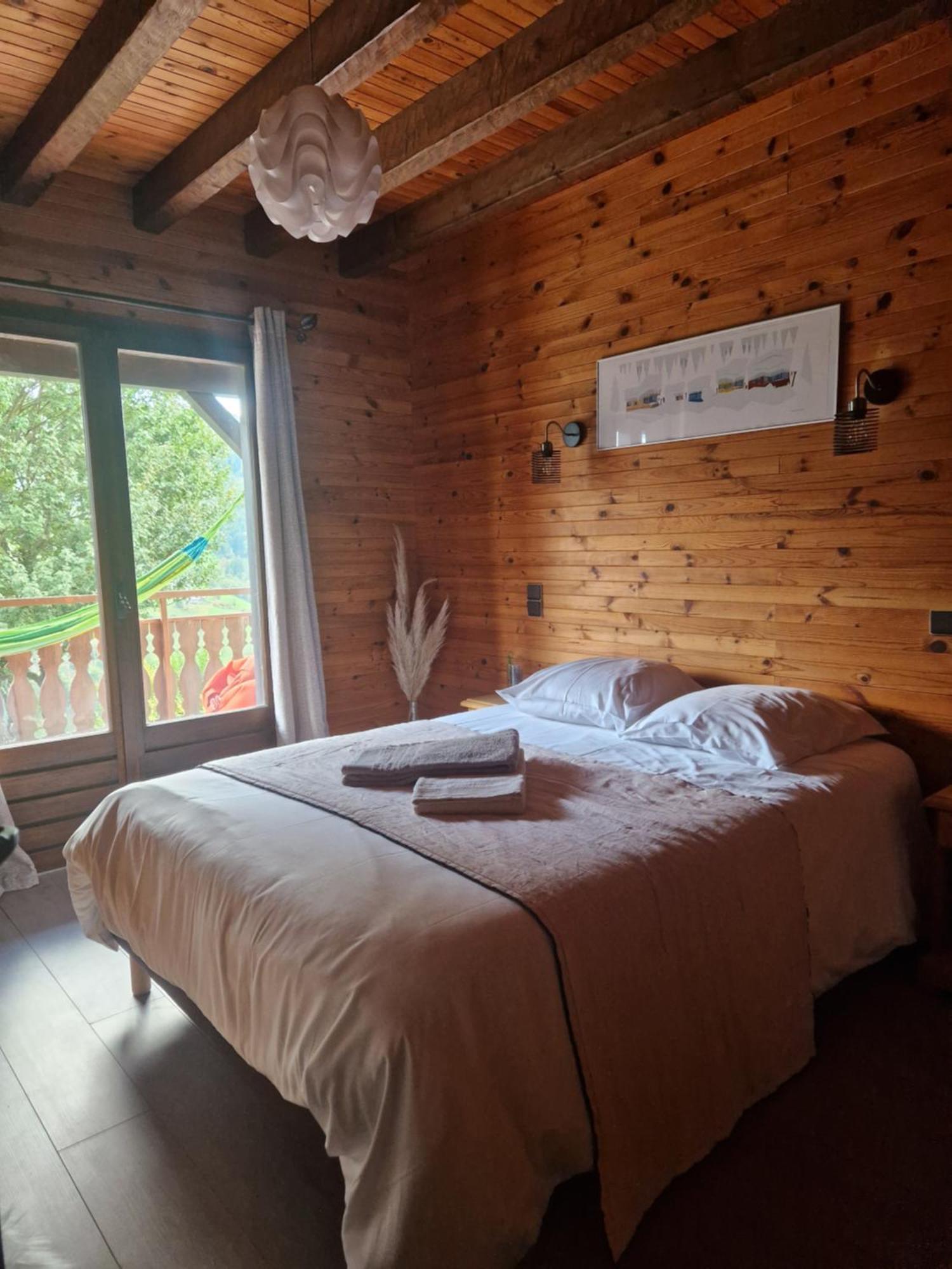 Chalet De *